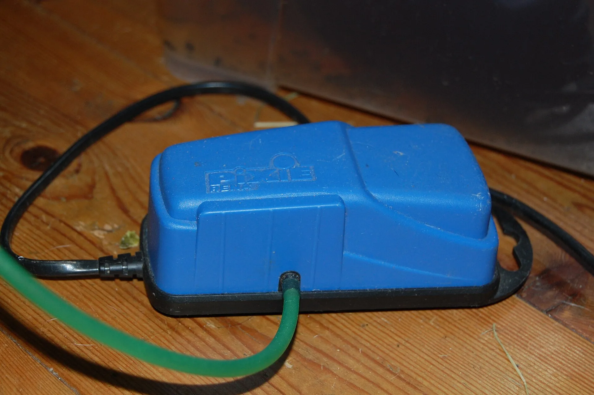 Air Pumps and Airline Gear